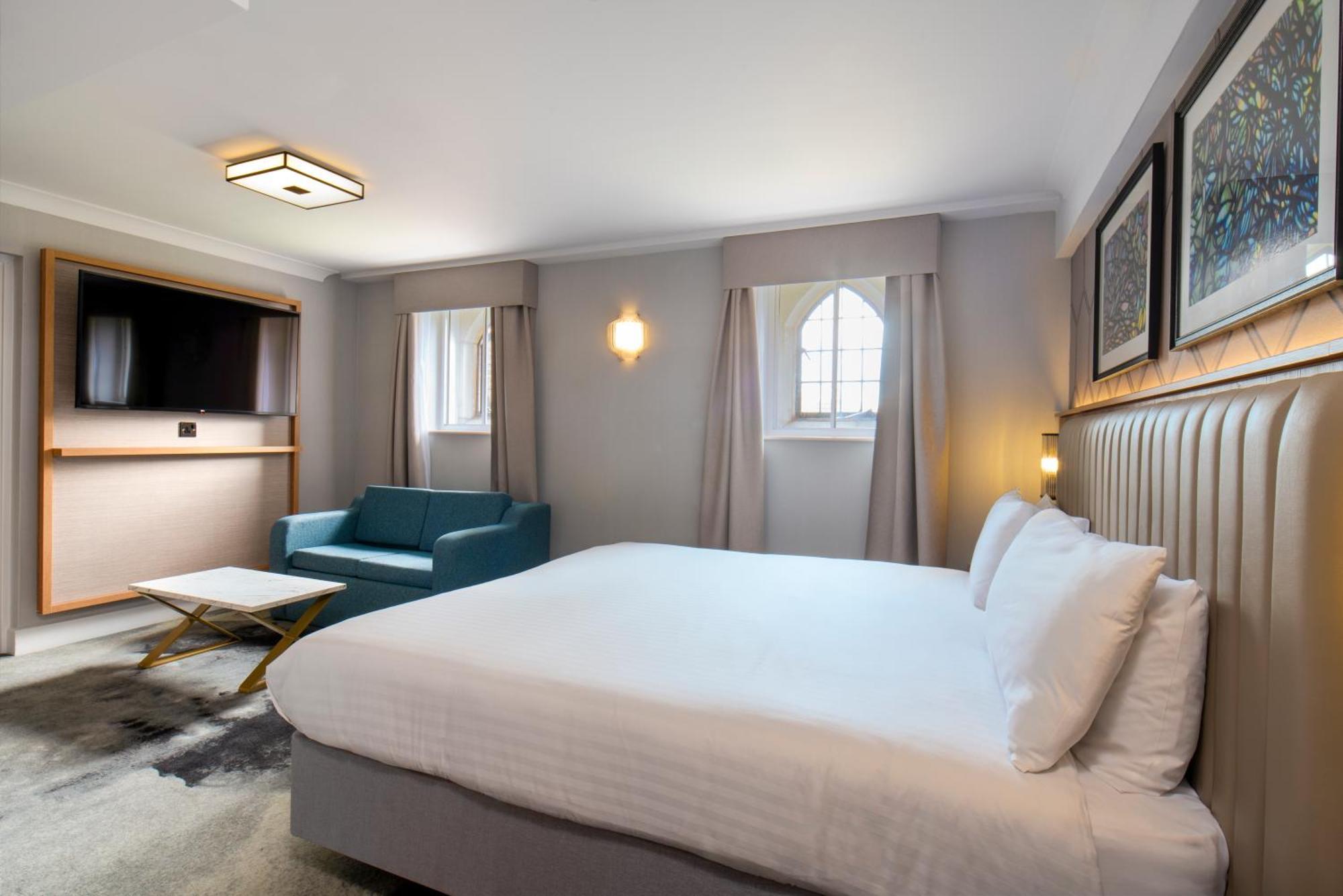 London Chigwell Prince Regent Hotel, BW Signature Collection المظهر الخارجي الصورة