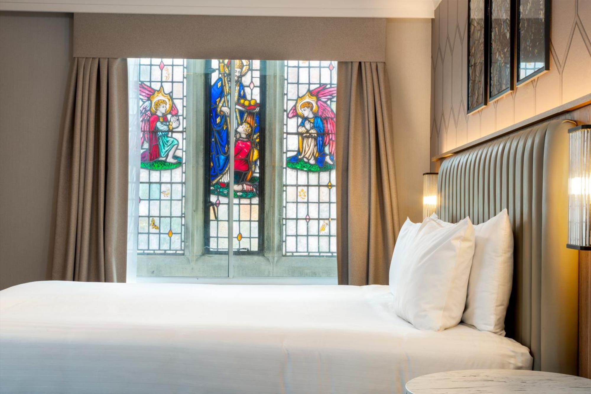London Chigwell Prince Regent Hotel, BW Signature Collection المظهر الخارجي الصورة